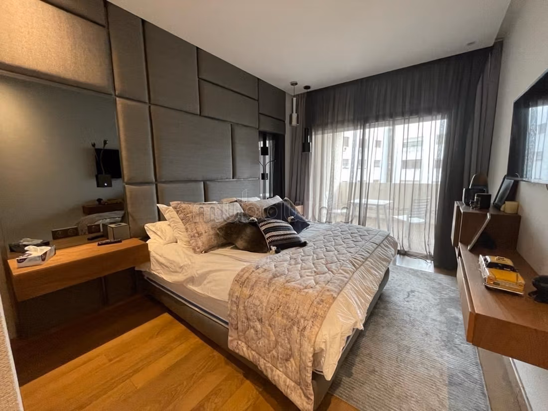 Louez cet appartement à Racine. 3 chambres agréables. Bien meublé — 4