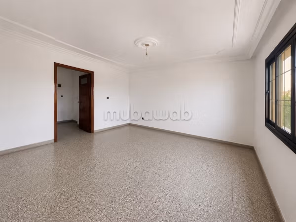 Appartement à vendre – 115 m² à rafraîchir