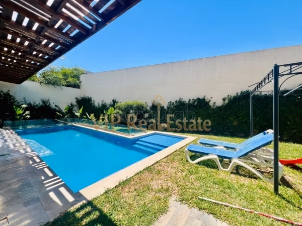 Appartement S3 avec jardin et piscine à Gammarth