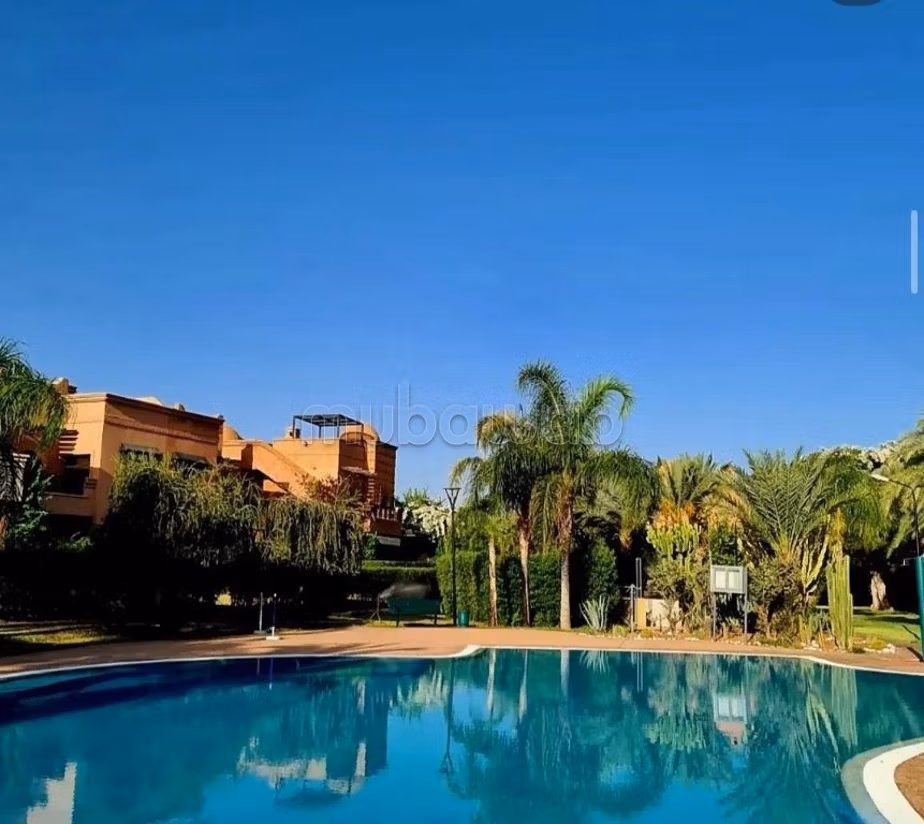 Bel appartement meublé avec rooftop et piscines