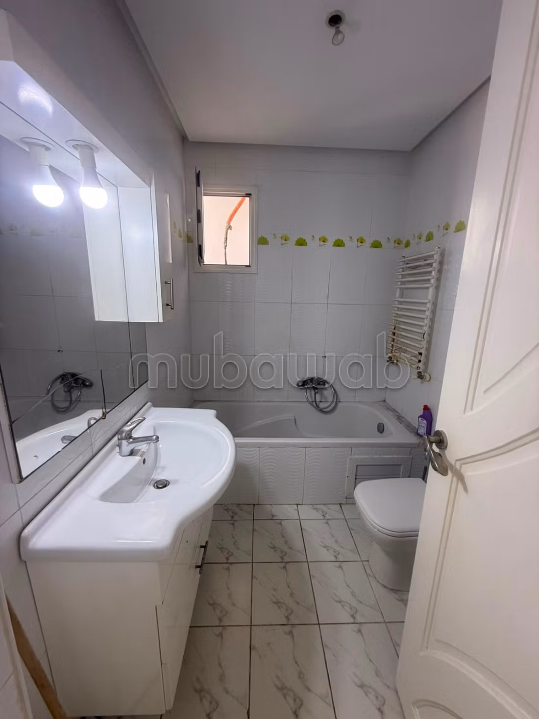À vendre un appartement S2 à Jardin de Laaouina