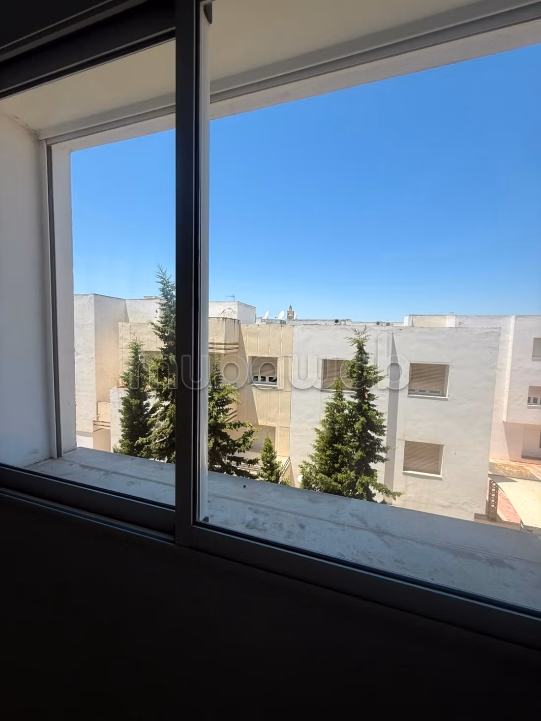 À vendre un appartement S2 à Jardin de Laaouina