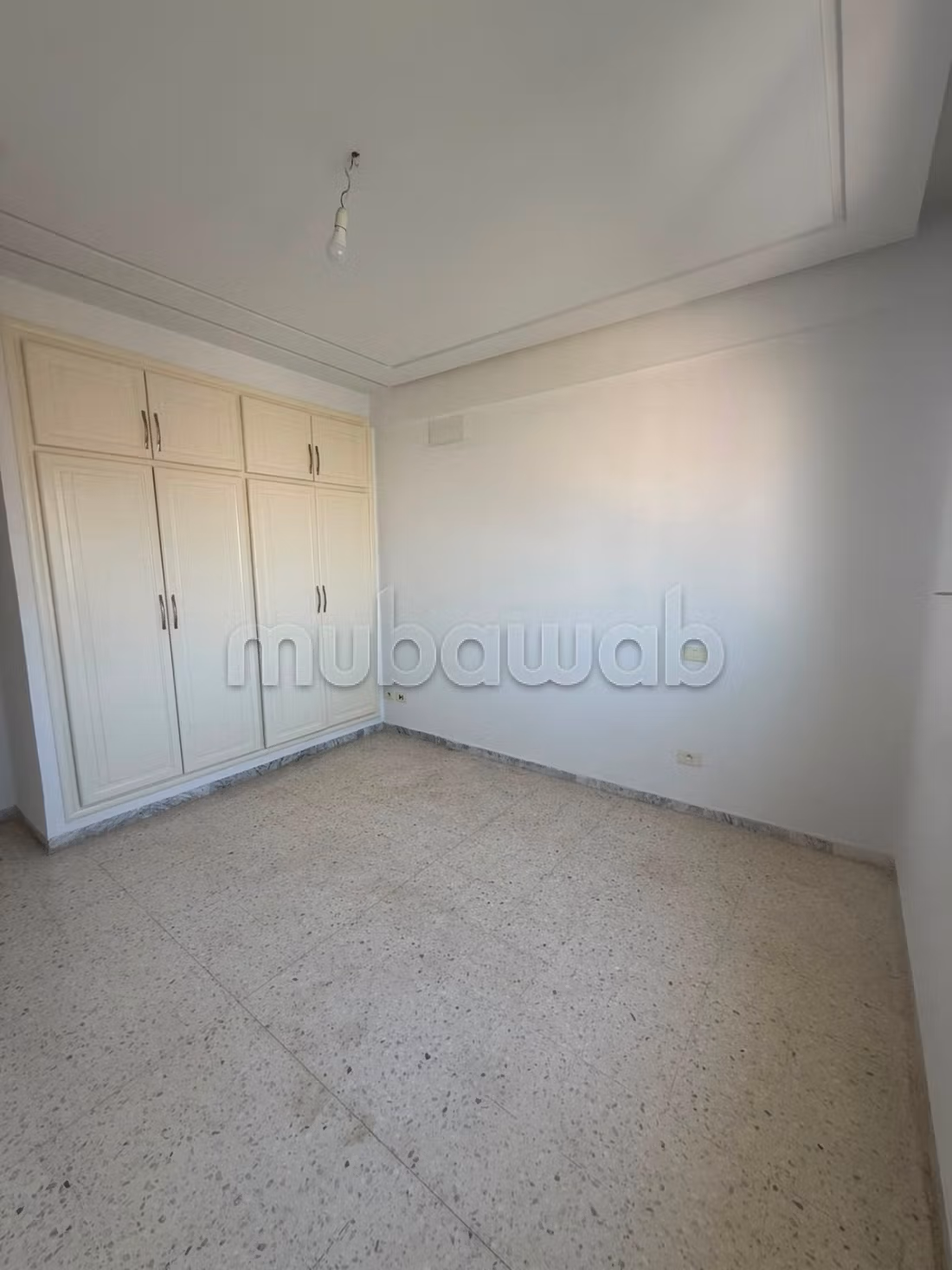 À vendre un appartement S2 à Jardin de Laaouina