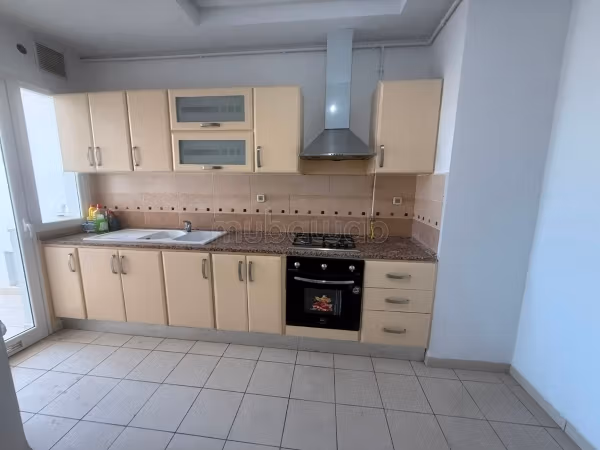 À vendre un appartement S2 à Jardin de Laaouina