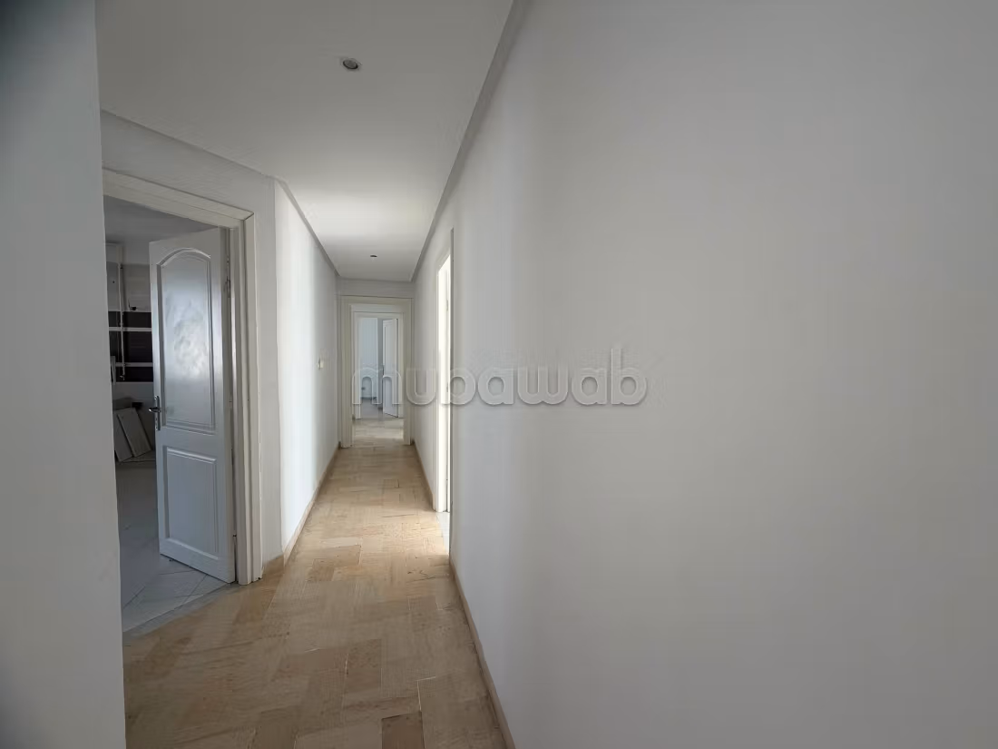 A vendre un appartement S4 à Jardin d'el Menzah 1