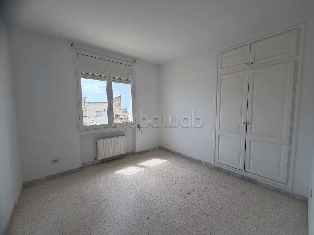 A vendre un appartement S4 à Jardin d'el Menzah 1