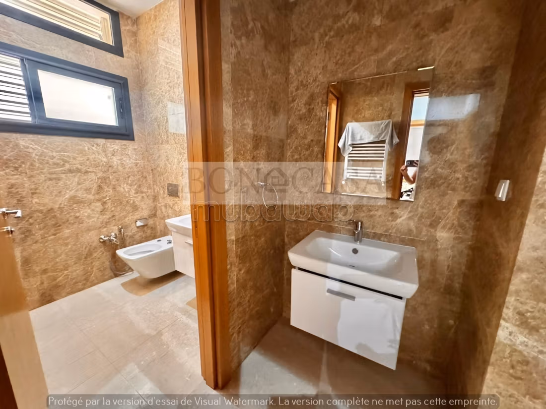 Villa S4 vuota/mobiliata giardino in affitto a Gammarth