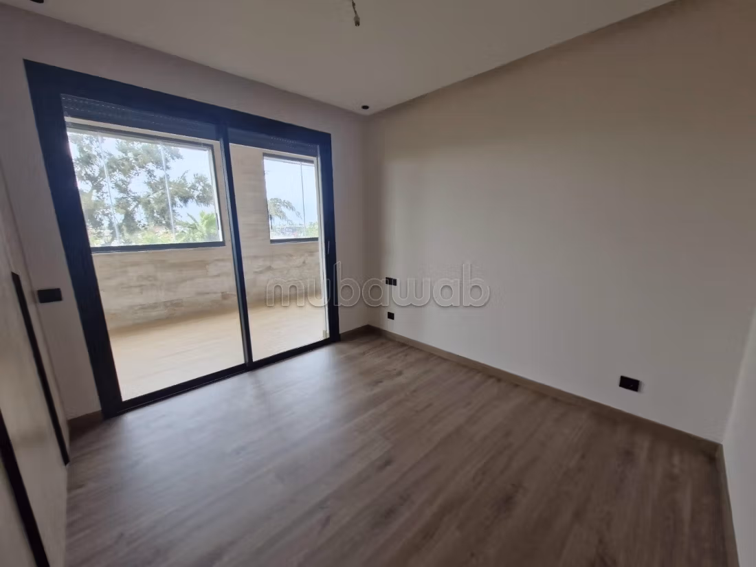 Belle appartement en location à souissi — 4