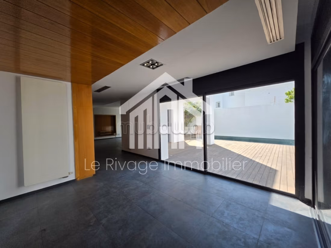 A LOUER une villa s4 à cité les pins