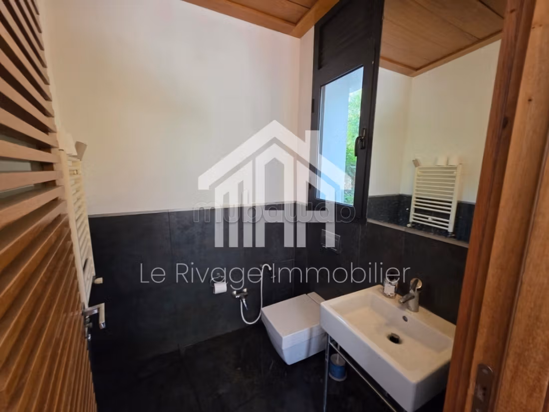 A LOUER une villa s4 à cité les pins