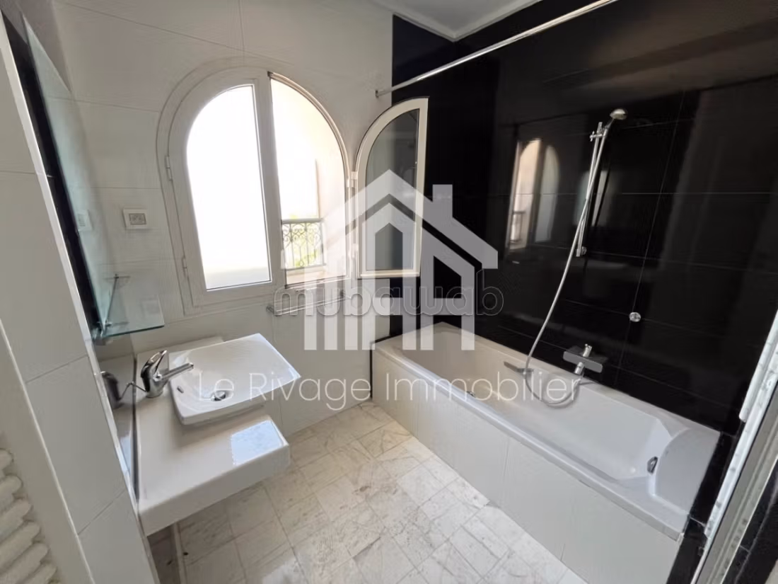 IN AFFITTO una villa S4 a Gammarth