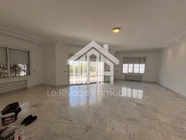 IN AFFITTO una villa S4 a Gammarth