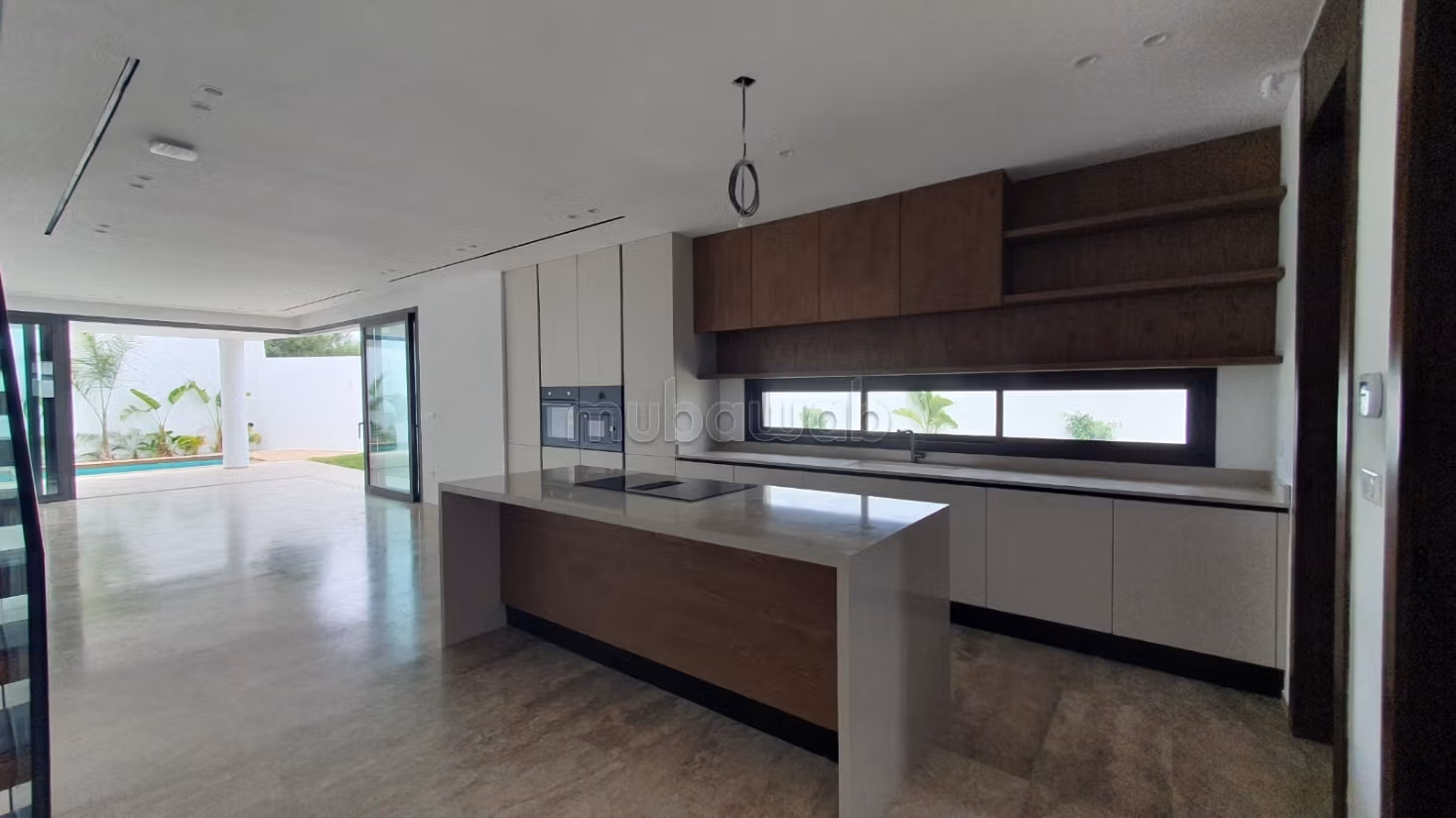In Vendita - Triplex di lusso a La Soukra