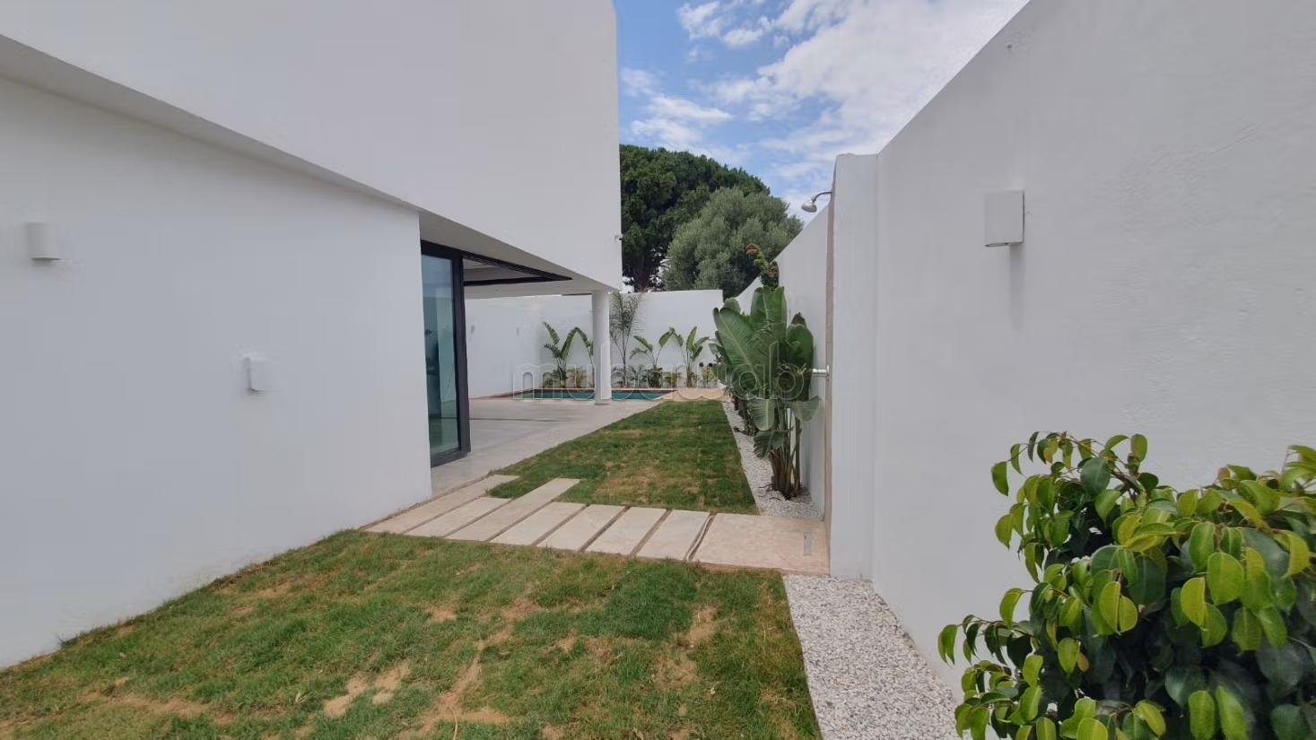 In Vendita - Triplex di lusso a La Soukra