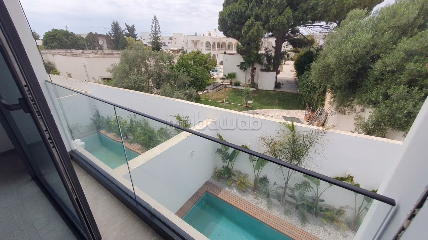 In Vendita - Triplex di lusso a La Soukra