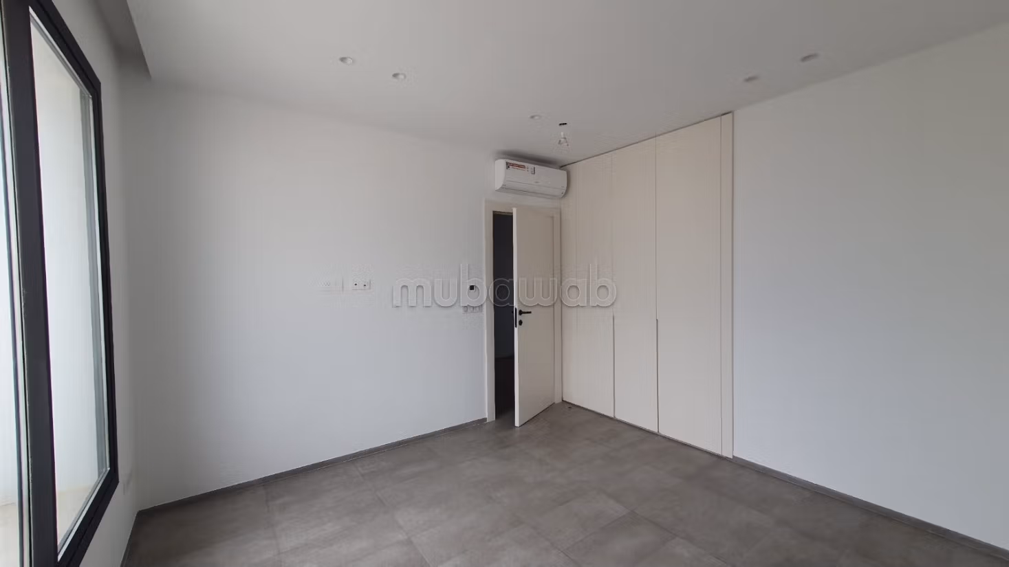 In Vendita - Triplex di lusso a La Soukra