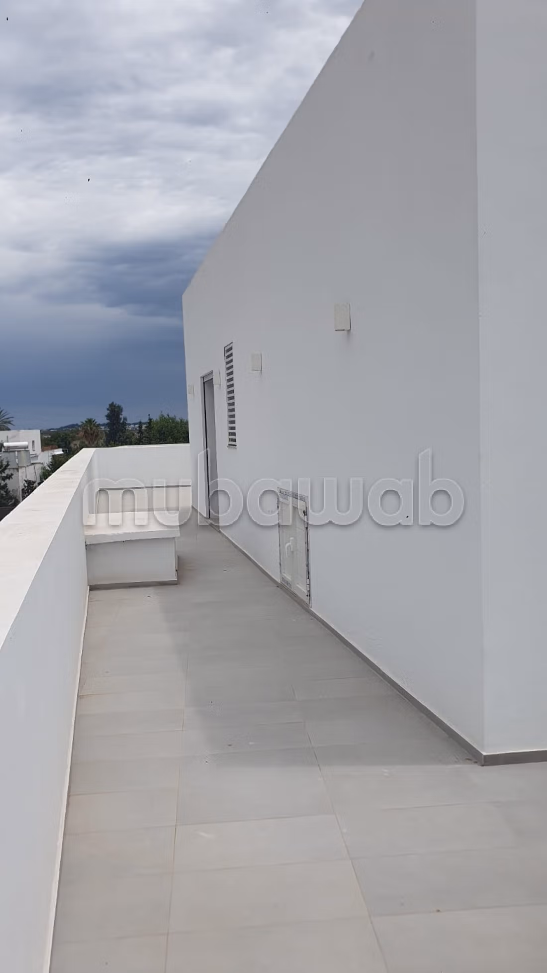 In Vendita - Triplex di lusso a La Soukra