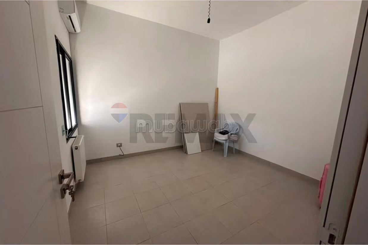 For Sale S3 Apartment in Jardins de Carthage