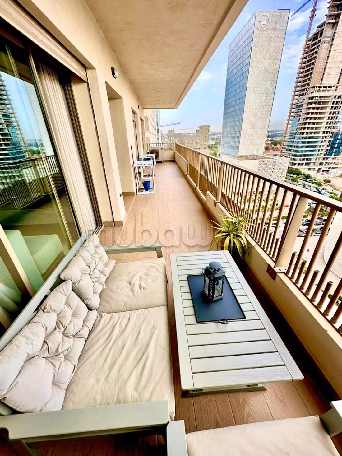 Louez cet appartement à Casablanca Finance City. Superficie 130 m² — 2