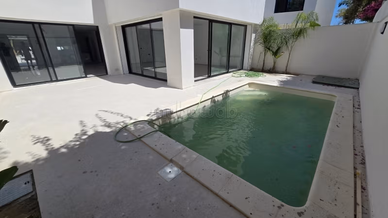 Una villa S4 a Gammarth