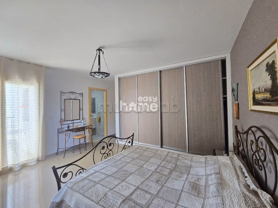  appartamento arredato con terrazza