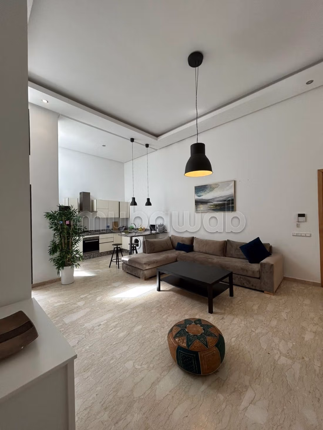 Gemeubelde studio te huur in Gauthier