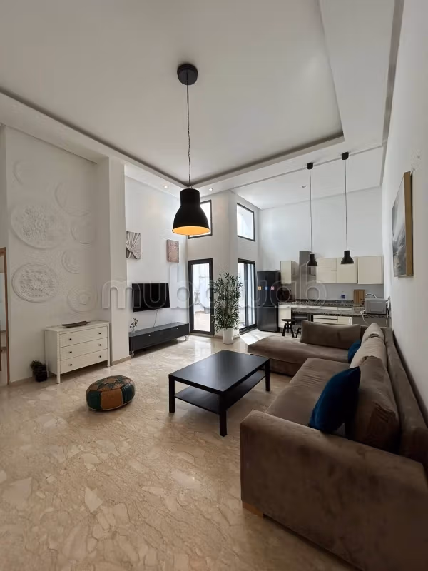 Monolocale arredato in affitto a Gauthier