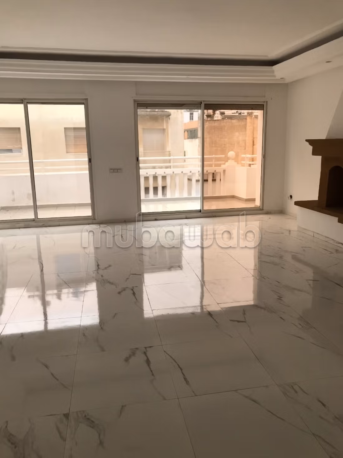 Louez cet appartement à Gauthier.
4 pièces confortables.
Parking et terrasse — 2
