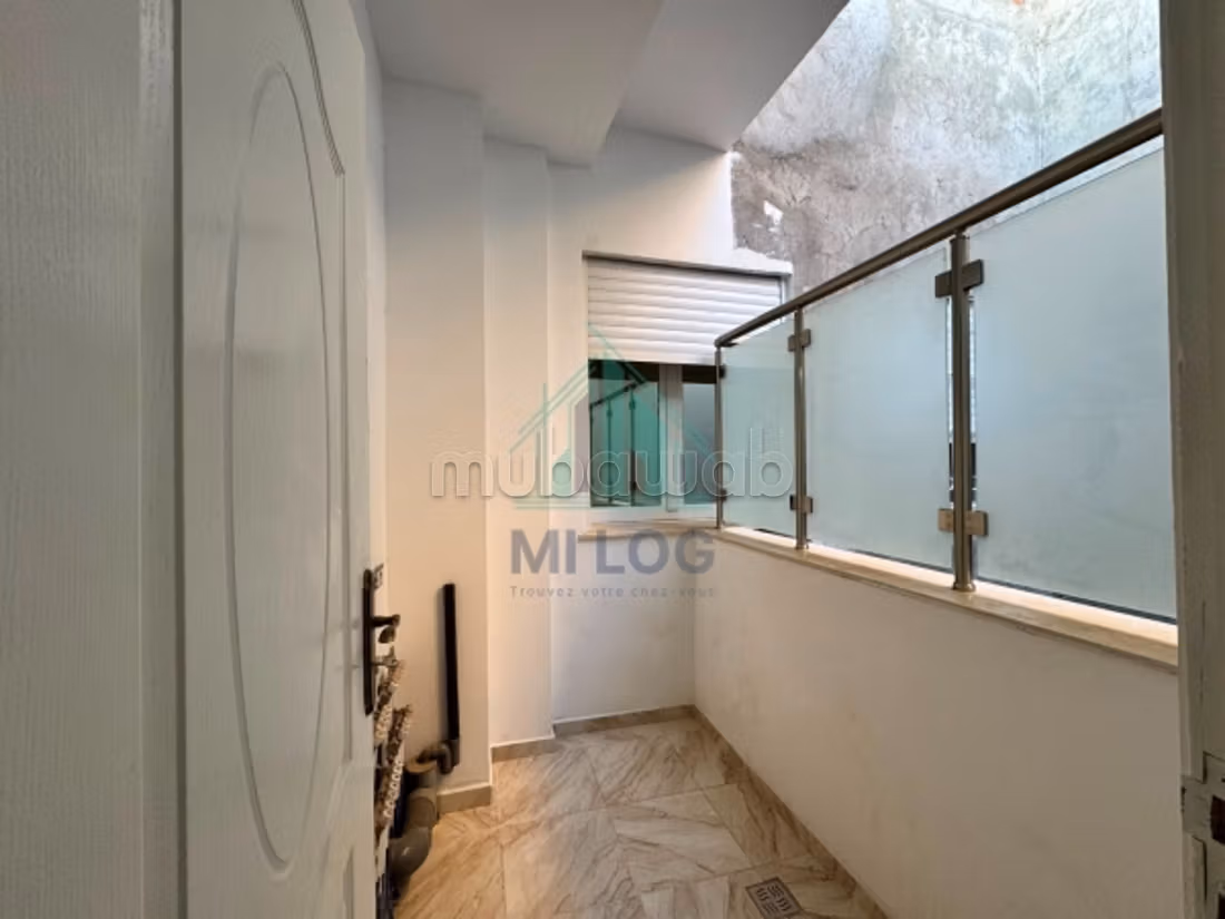 Un étage de villa s2 de 110 m² à la Nouvelle Medin