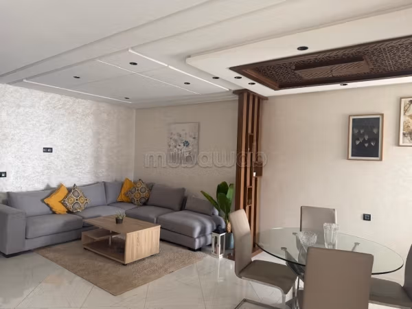 Bonito apartamento amueblado en alquiler en el centro de la ciudad