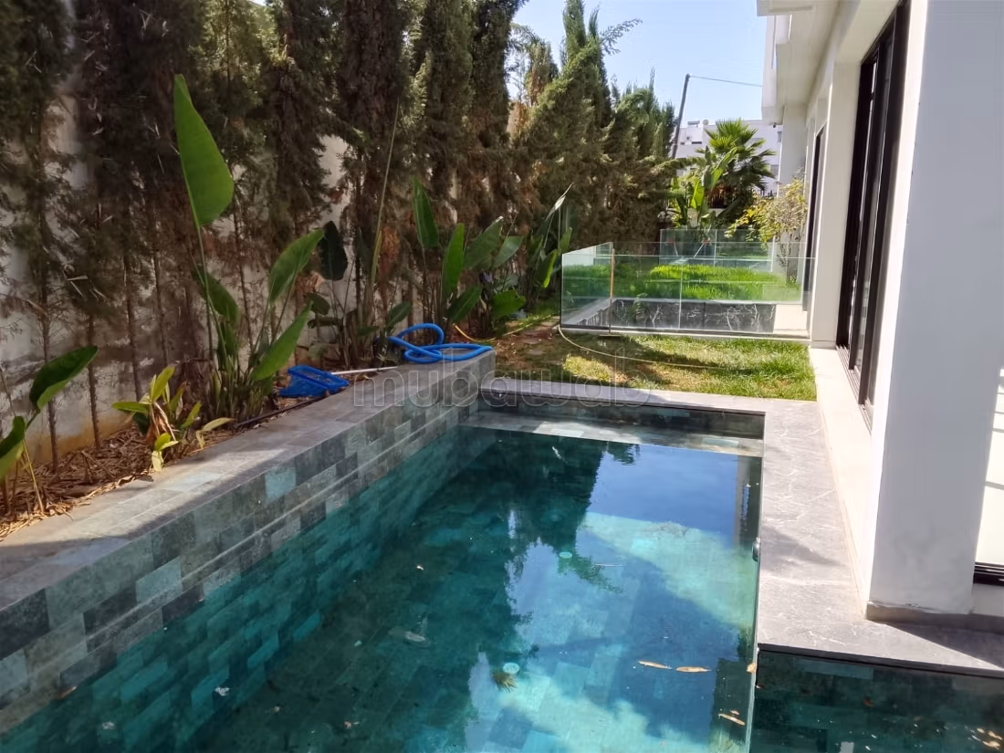 Villa for rent empty in Ain Diab 55000dh