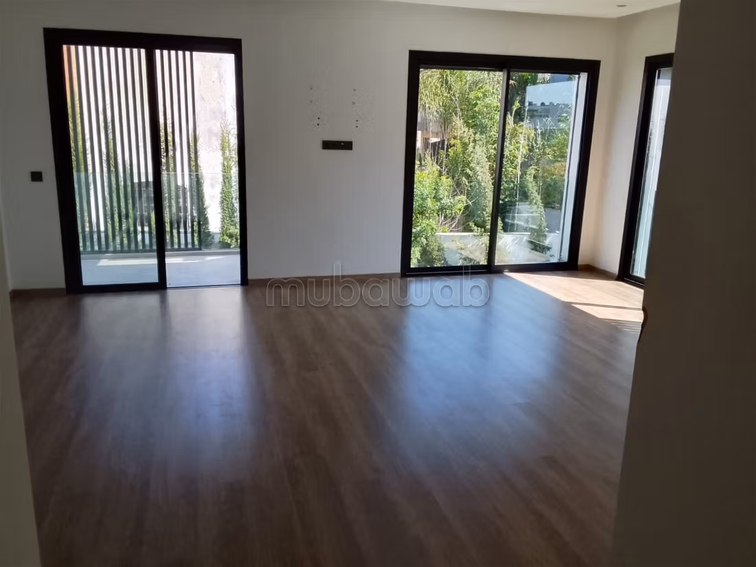 Villa for rent empty in Ain Diab 55000dh