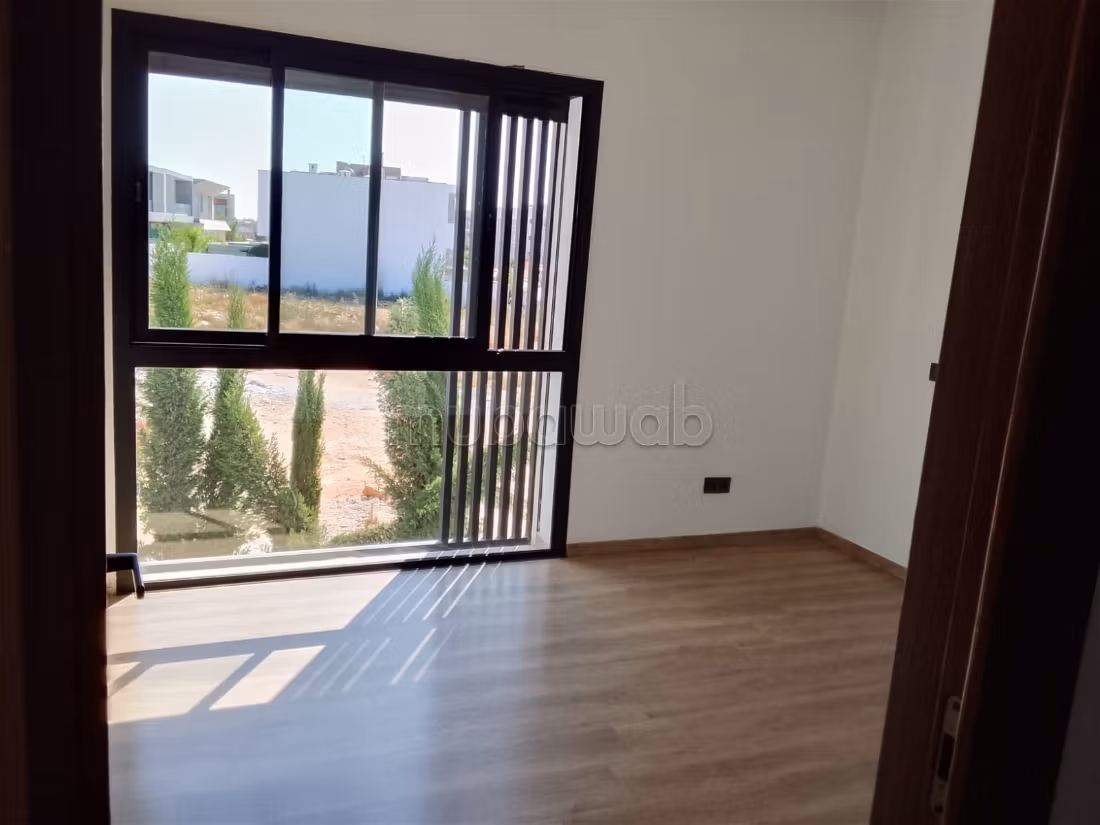 Villa for rent empty in Ain Diab 55000dh