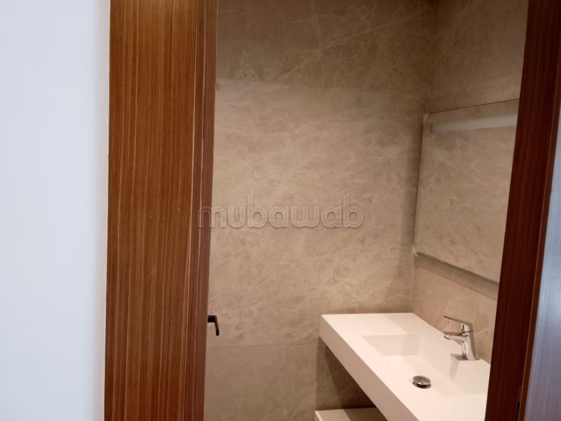 Villa for rent empty in Ain Diab 55000dh