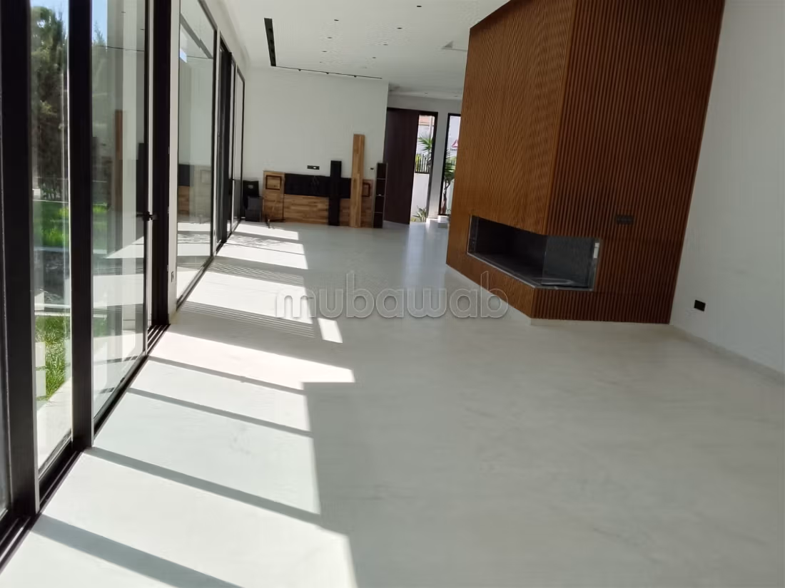 Villa for rent empty in Ain Diab 55000dh