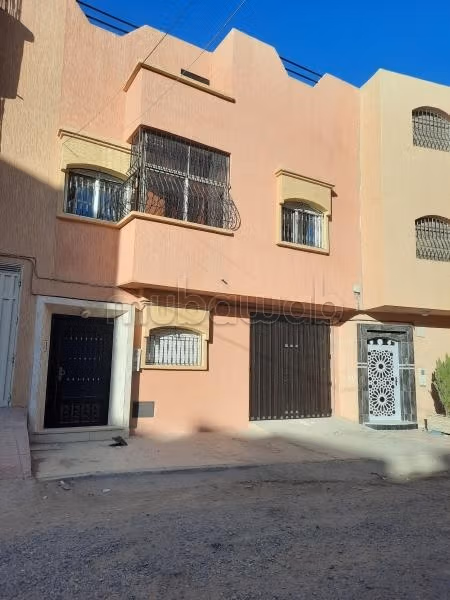 Casa en venta en Tiznit. 3 habitaciones agradables. Bien amueblada