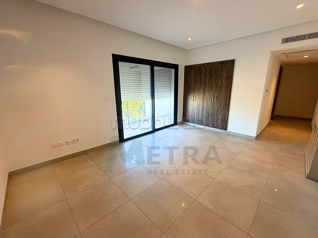 For rent – High-end apartment in Notre Dame