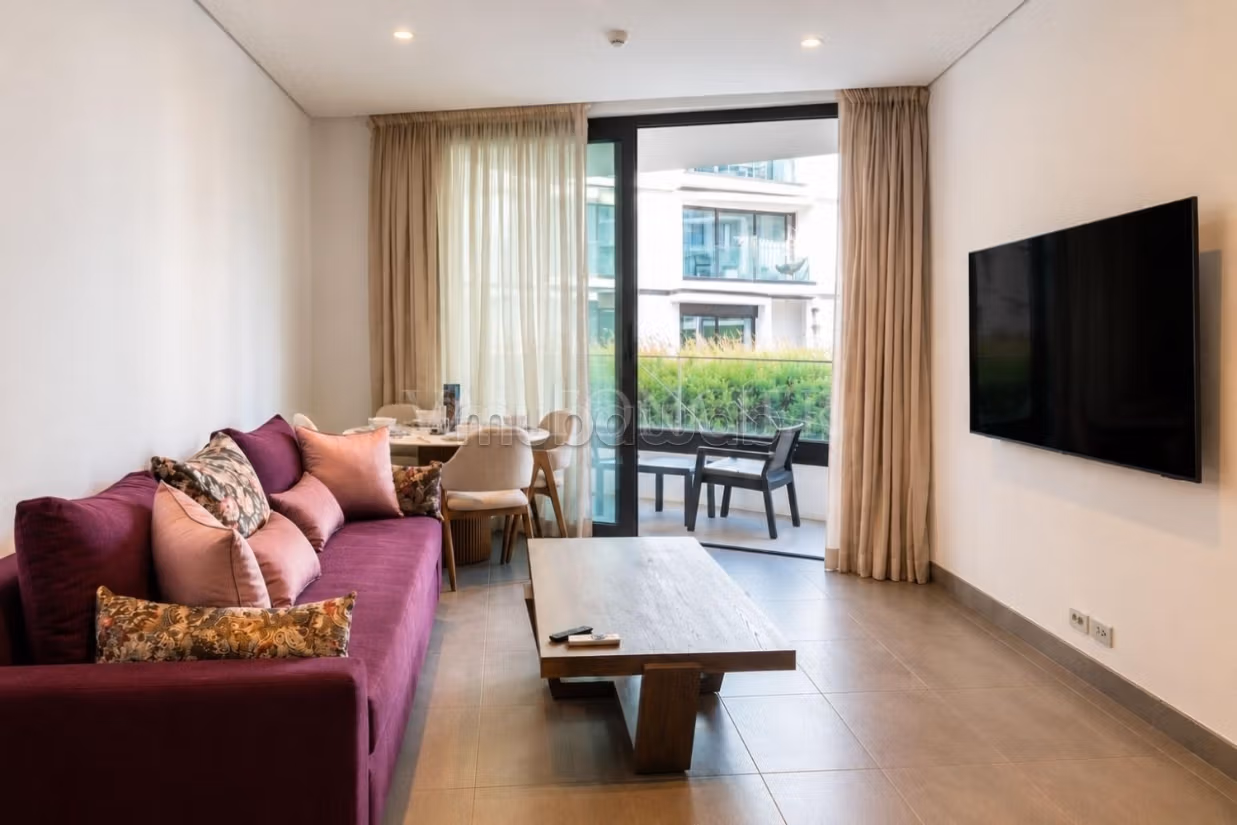 Location studio luxueux 75m2 à Anfa Place,
Ain Diab — 2
