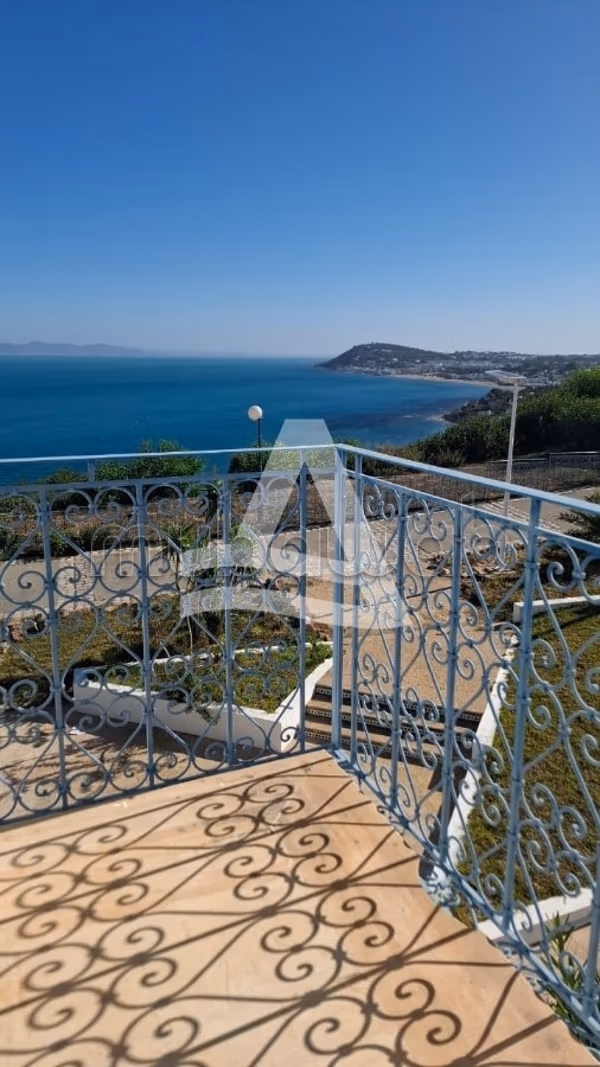 In affitto Penthouse con vista mare a Gammarth