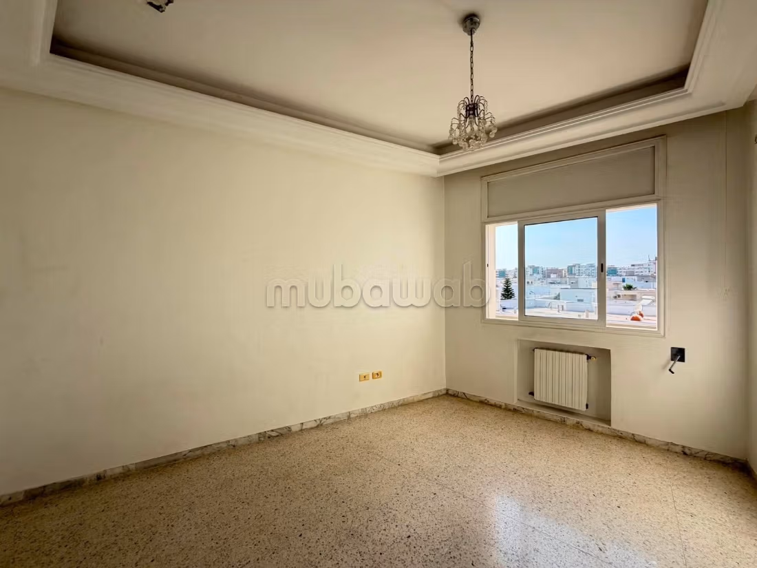 A vendre un s3 aux jardins de l'Aouina