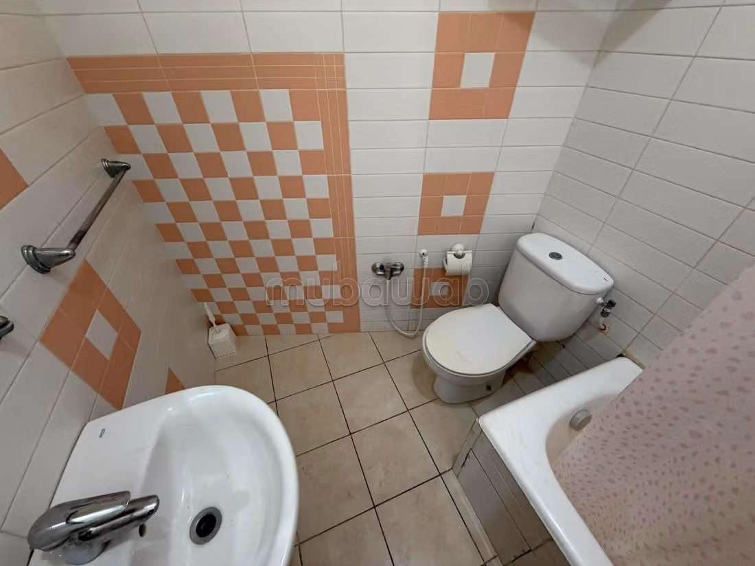 A vendre un s3 aux jardins de l'Aouina