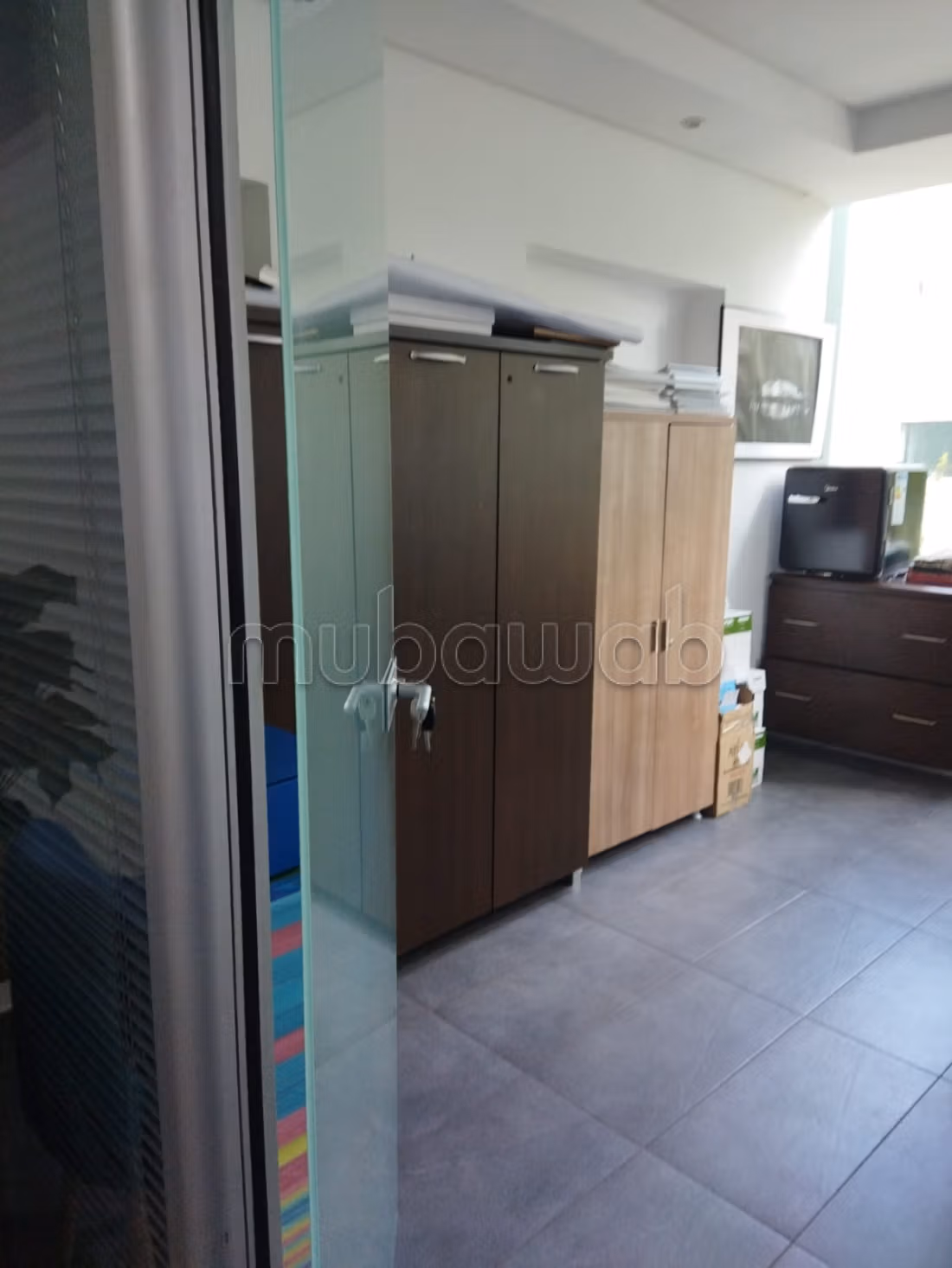AV Med 6 Ufficio al primo piano in affitto