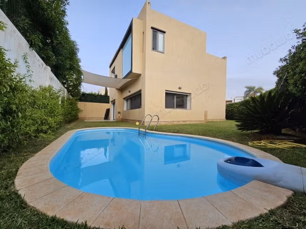 Magnifique villa 3 chambres avec piscine et jardin