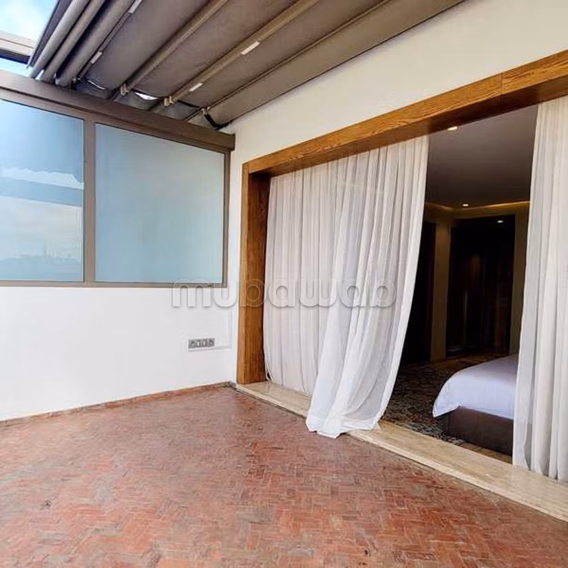Appartement à Louer de 216.0 m² à Casablanca, Ferme Bretonne