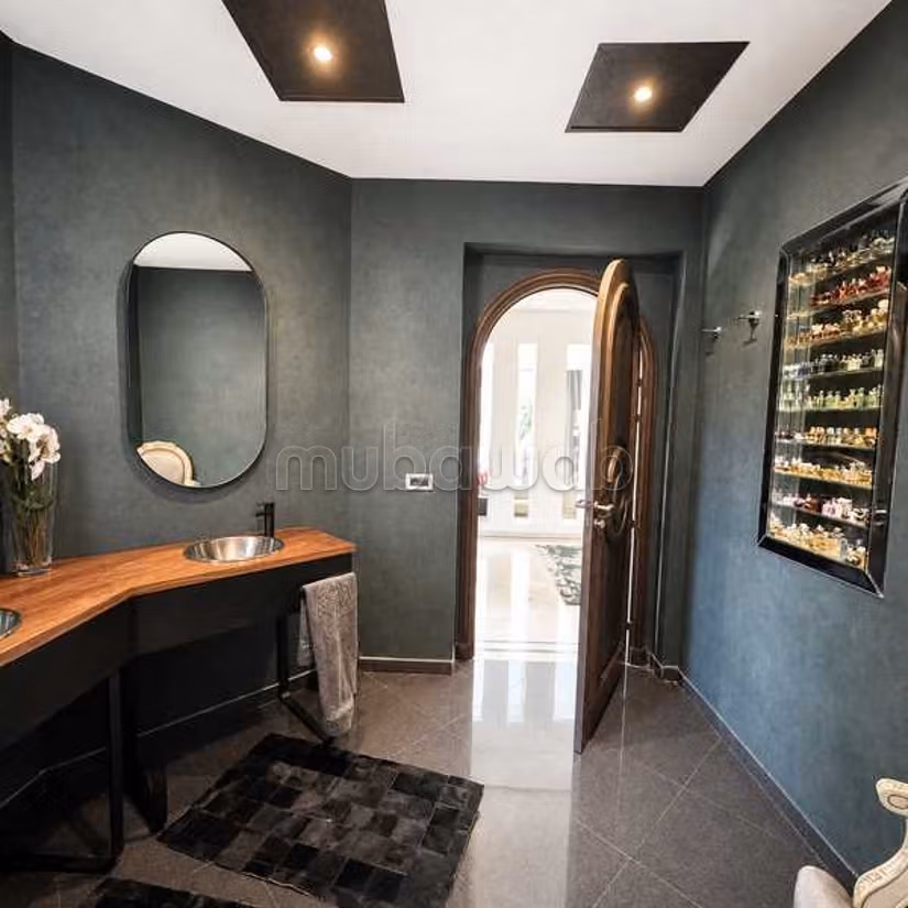 Villa en Venta de 638.0 m² en Casablanca, California