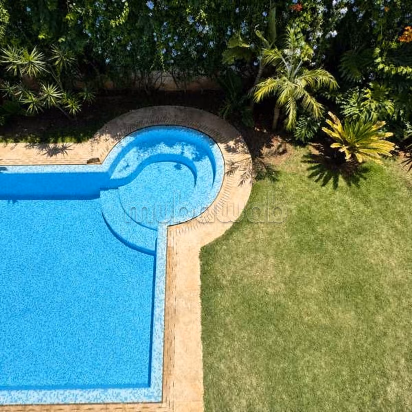 Villa en Venta de 638.0 m² en Casablanca, California
