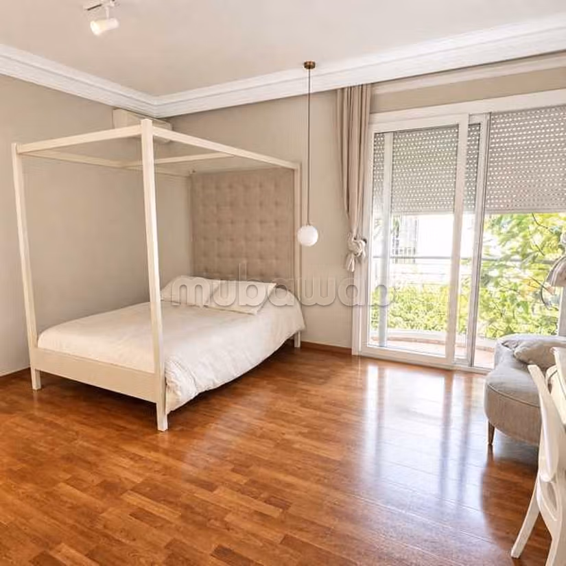 Villa en Venta de 638.0 m² en Casablanca, California