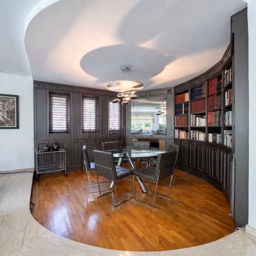 Villa en Venta de 638.0 m² en Casablanca, California