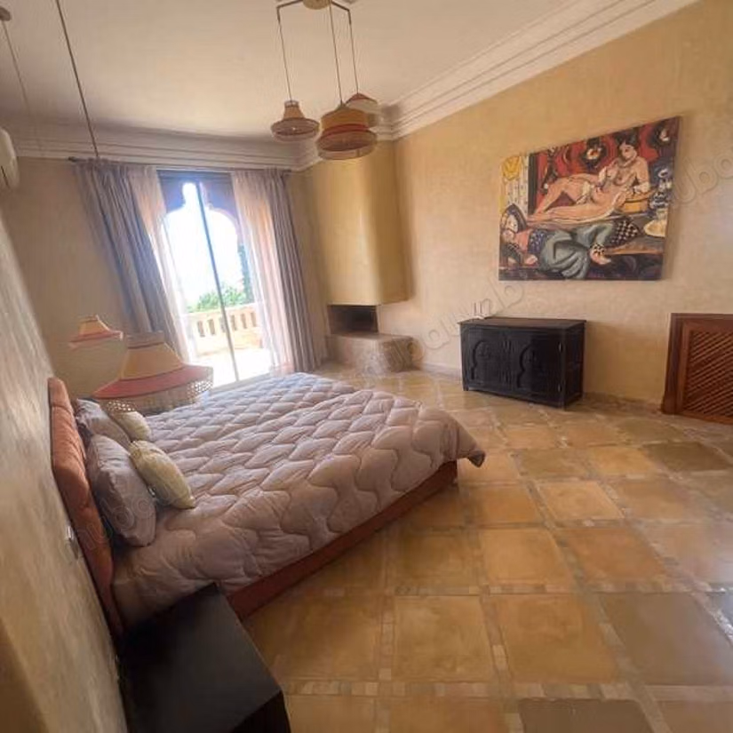 Villa à Vendre de 4522.0 m² à Marrakech, Route De L'Ourika Sidi Abdellah Ghiat