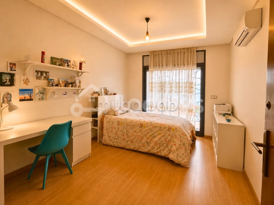 Appartamento arredato 3 camere H. S in affitto Gauthier